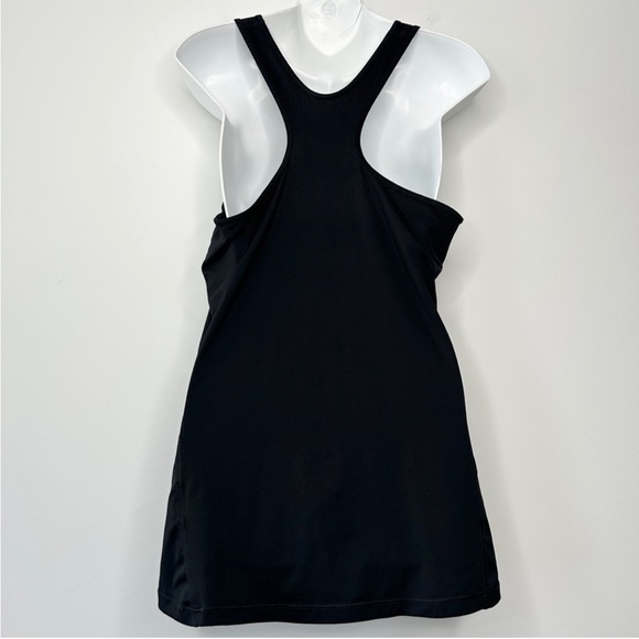 NIKE Black White Swish Logo Tank Top Size XL Activewear Workout Fitness Running - Picture 3 of 5
